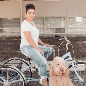 Meet your Posher, Frances